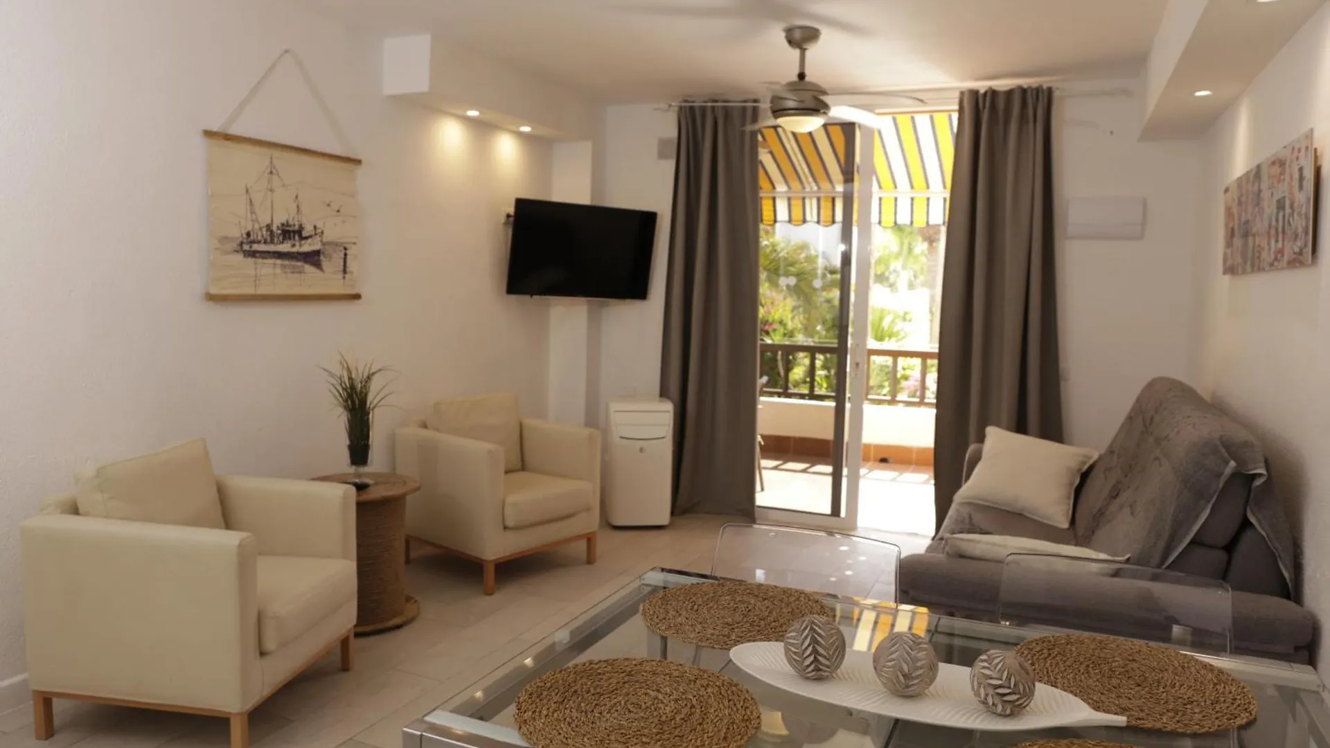 Apartment Parque Santiago 3 Luxery Apartment, Playa Las Americas, Arona, Tenerife Playa de las Americas  Spain
